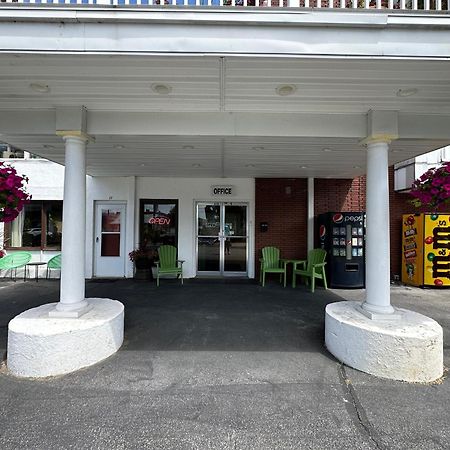 O'Sullivan'S Motel Лейк Джордж Екстериор снимка