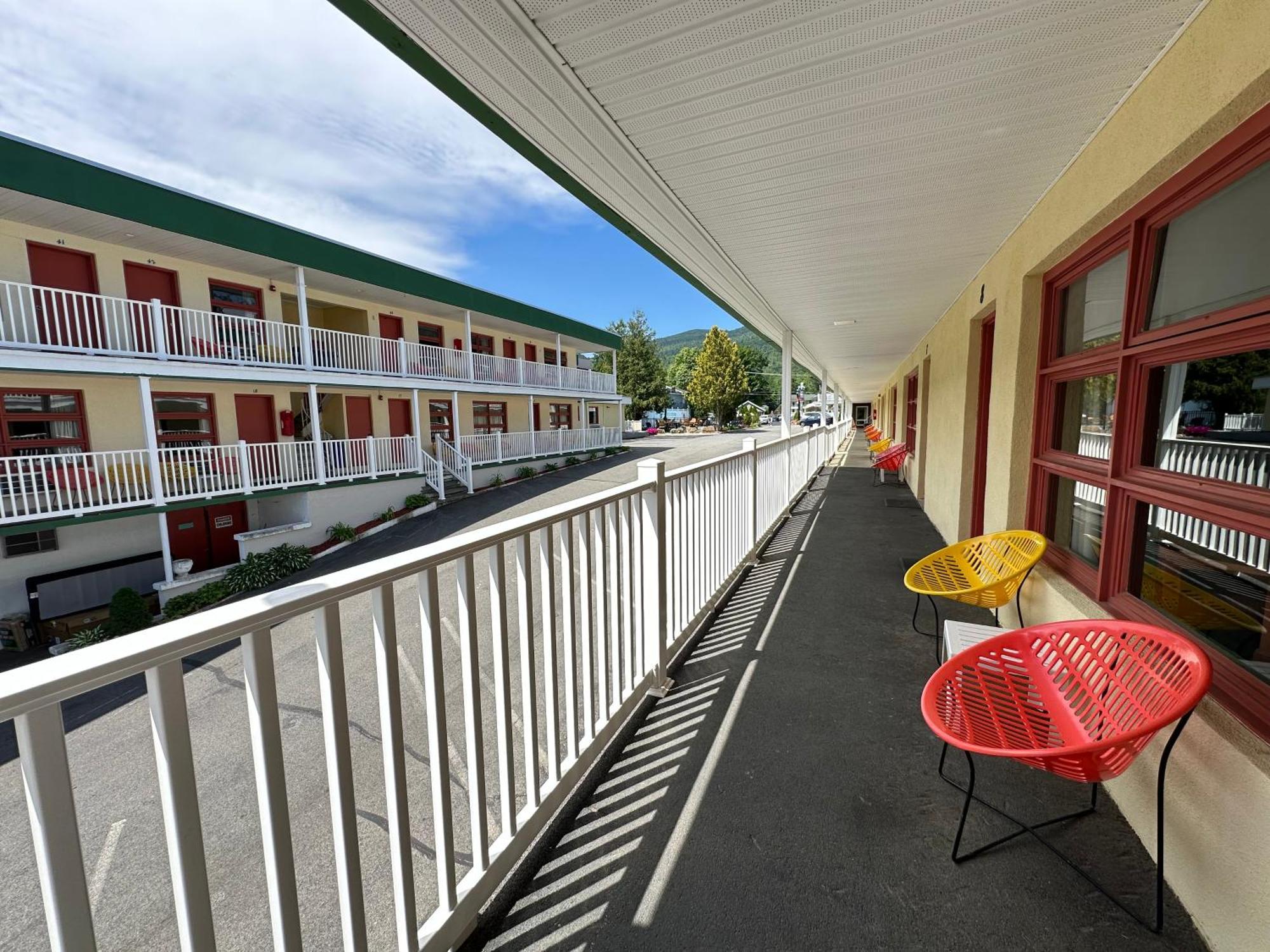 O'Sullivan'S Motel Лейк Джордж Екстериор снимка