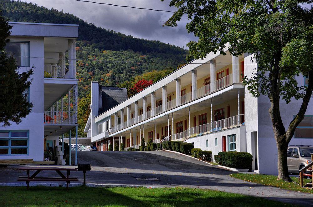 O'Sullivan'S Motel Лейк Джордж Екстериор снимка